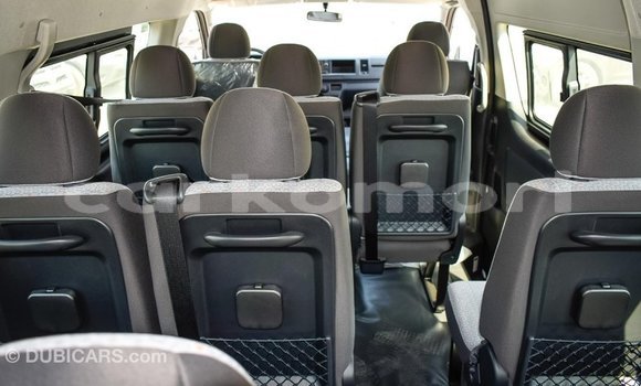Buy Import Toyota Hiace White Car in Import - Dubai in Great Comore Buy Import Toyota Hiace White Car in Import - Dubai in Great Comore