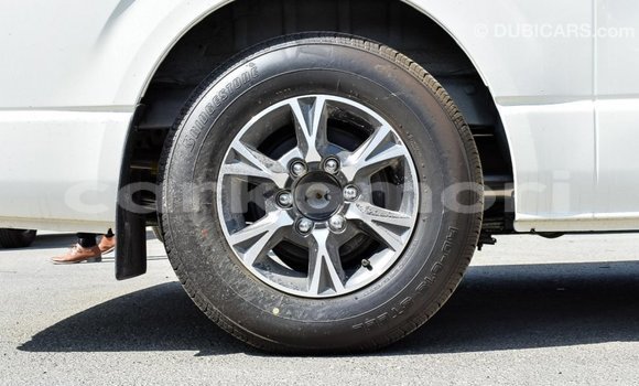 Buy Import Toyota Hiace White Car in Import - Dubai in Great Comore Buy Import Toyota Hiace White Car in Import - Dubai in Great Comore