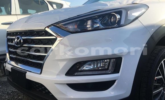 Buy Import Hyundai Tucson White Car in Import - Dubai in Great Comore Buy Import Hyundai Tucson White Car in Import - Dubai in Great Comore