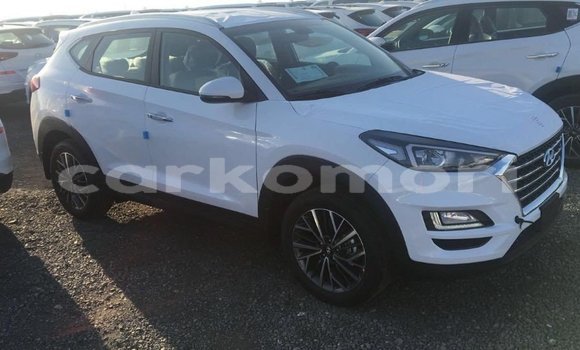 Buy Import Hyundai Tucson White Car in Import - Dubai in Great Comore Buy Import Hyundai Tucson White Car in Import - Dubai in Great Comore