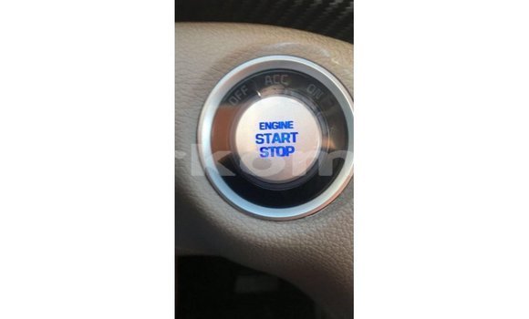 Buy Import Hyundai Tucson White Car in Import - Dubai in Great Comore Buy Import Hyundai Tucson White Car in Import - Dubai in Great Comore