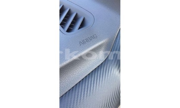 Buy Import Hyundai Tucson White Car in Import - Dubai in Great Comore Buy Import Hyundai Tucson White Car in Import - Dubai in Great Comore