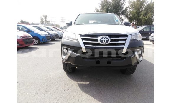 Buy Import Toyota Fortuner Black Car in Import - Dubai in Great Comore Buy Import Toyota Fortuner Black Car in Import - Dubai in Great Comore