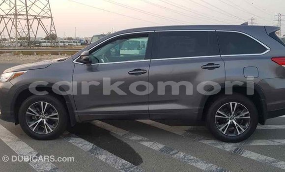 Acheter Import Voiture Toyota Highlander Autre à Import - Dubai, Grande Comore Acheter Import Voiture Toyota Highlander Autre à Import - Dubai, Grande Comore