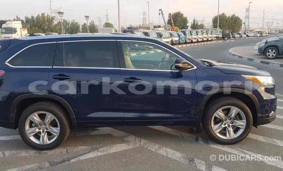 Acheter Import Voiture Toyota Highlander Bleu à Import - Dubai, Grande Comore Acheter Import Voiture Toyota Highlander Bleu à Import - Dubai, Grande Comore