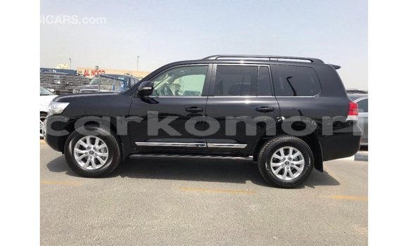 Buy Import Toyota Land Cruiser Black Car in Import - Dubai in Great Comore Buy Import Toyota Land Cruiser Black Car in Import - Dubai in Great Comore