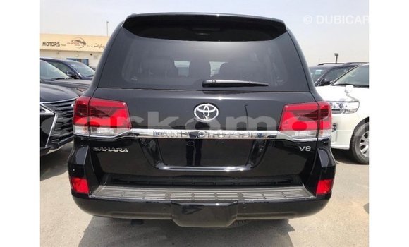 Buy Import Toyota Land Cruiser Black Car in Import - Dubai in Great Comore Buy Import Toyota Land Cruiser Black Car in Import - Dubai in Great Comore