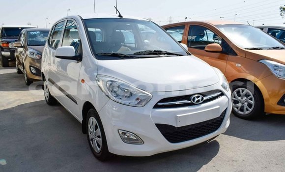 Acheter Import Voiture Hyundai i10 Blanc à Import - Dubai, Grande Comore Acheter Import Voiture Hyundai i10 Blanc à Import - Dubai, Grande Comore