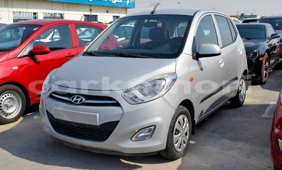 Acheter Import Voiture Hyundai i10 Autre à Import - Dubai, Grande Comore Acheter Import Voiture Hyundai i10 Autre à Import - Dubai, Grande Comore
