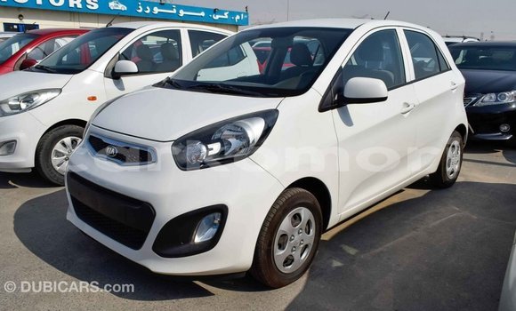 Acheter Import Voiture Kia Picanto Blanc à Import - Dubai, Grande Comore Acheter Import Voiture Kia Picanto Blanc à Import - Dubai, Grande Comore