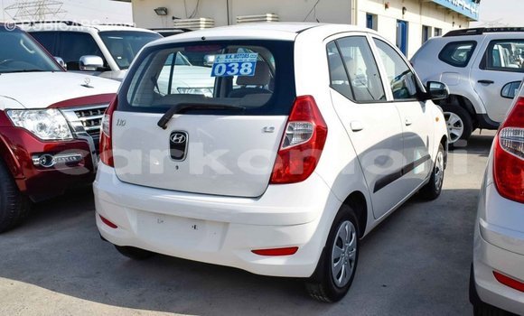 Acheter Import Voiture Hyundai i10 Blanc à Import - Dubai, Grande Comore Acheter Import Voiture Hyundai i10 Blanc à Import - Dubai, Grande Comore
