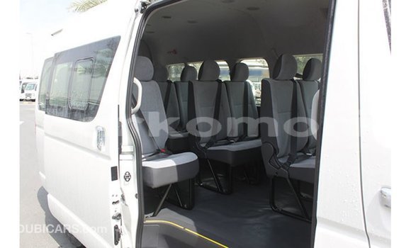 Buy Import Toyota Hiace White Car in Import - Dubai in Great Comore Buy Import Toyota Hiace White Car in Import - Dubai in Great Comore