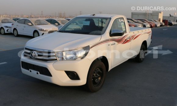 Buy Import Toyota Hilux White Car in Import - Dubai in Great Comore Buy Import Toyota Hilux White Car in Import - Dubai in Great Comore
