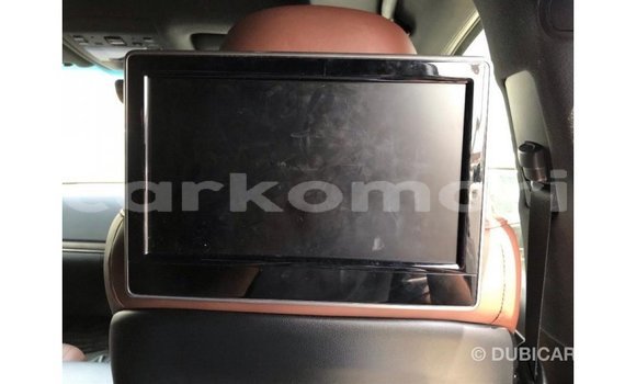 Buy Import Toyota Land Cruiser White Car in Import - Dubai in Great Comore Buy Import Toyota Land Cruiser White Car in Import - Dubai in Great Comore