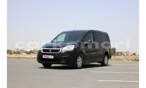 Acheter Import Voiture Peugeot Partner Noir à Import - Dubai, Grande Comore