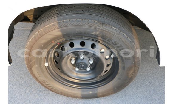 Buy Import Toyota Hilux White Car in Import - Dubai in Great Comore Buy Import Toyota Hilux White Car in Import - Dubai in Great Comore