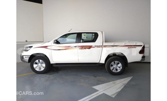 Buy Import Toyota Hilux White Car in Import - Dubai in Great Comore Buy Import Toyota Hilux White Car in Import - Dubai in Great Comore