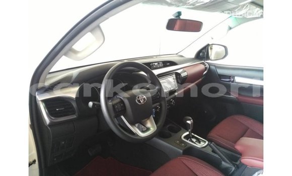 Buy Import Toyota Hilux White Car in Import - Dubai in Great Comore Buy Import Toyota Hilux White Car in Import - Dubai in Great Comore