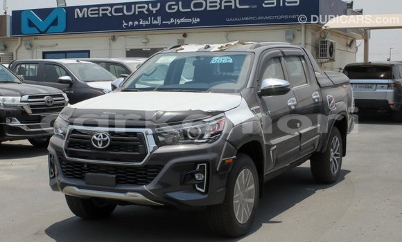 Buy Import Toyota Hilux Black Car in Import - Dubai in Great Comore Buy Import Toyota Hilux Black Car in Import - Dubai in Great Comore