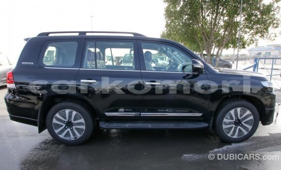 Buy Import Toyota Land Cruiser Black Car in Import - Dubai in Great Comore Buy Import Toyota Land Cruiser Black Car in Import - Dubai in Great Comore