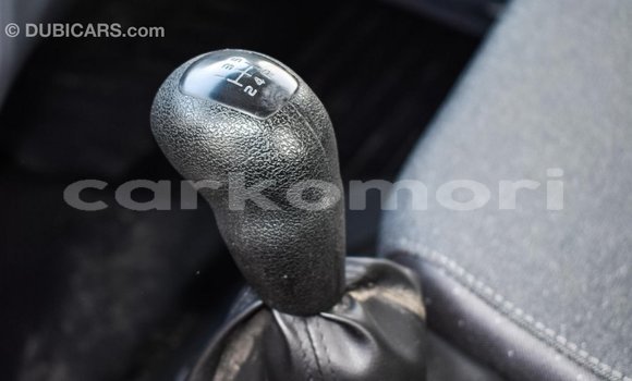 Buy Import Mercedes-Benz 190 White Car in Import - Dubai in Great Comore Buy Import Mercedes-Benz 190 White Car in Import - Dubai in Great Comore