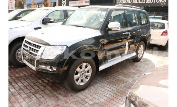 Buy Import Mitsubishi Pajero Black Car in Import - Dubai in Great Comore Buy Import Mitsubishi Pajero Black Car in Import - Dubai in Great Comore