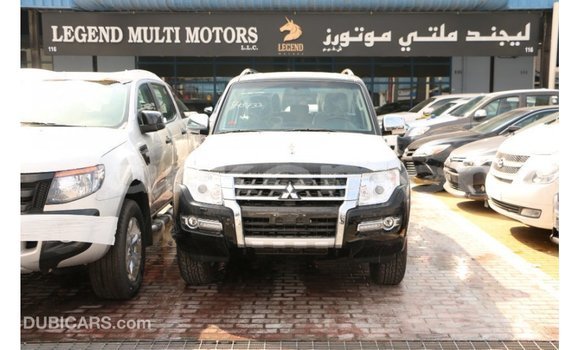 Buy Import Mitsubishi Pajero Black Car in Import - Dubai in Great Comore Buy Import Mitsubishi Pajero Black Car in Import - Dubai in Great Comore