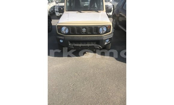Acheter Import Voiture Suzuki Jimny Beige à Import - Dubai, Grande Comore