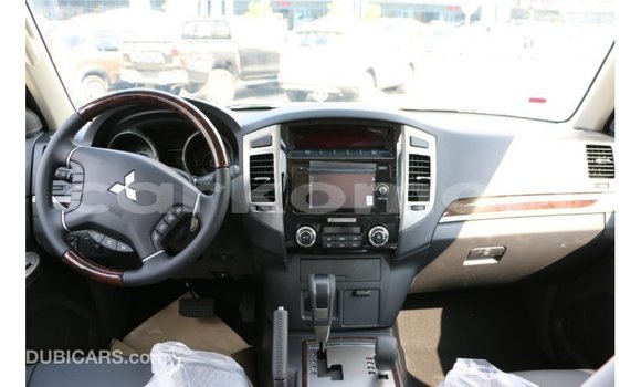 Buy Import Mitsubishi Pajero Black Car in Import - Dubai in Great Comore Buy Import Mitsubishi Pajero Black Car in Import - Dubai in Great Comore