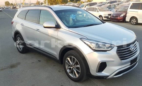 Acheter Import Voiture Hyundai Santa Fe Autre à Import - Dubai, Grande Comore Acheter Import Voiture Hyundai Santa Fe Autre à Import - Dubai, Grande Comore