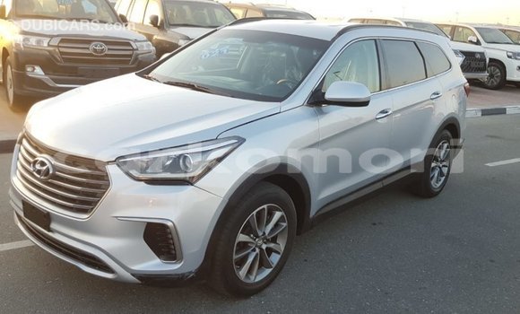 Acheter Import Voiture Hyundai Santa Fe Autre à Import - Dubai, Grande Comore Acheter Import Voiture Hyundai Santa Fe Autre à Import - Dubai, Grande Comore