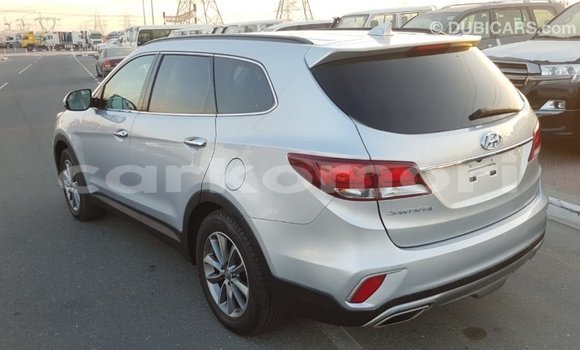Acheter Import Voiture Hyundai Santa Fe Autre à Import - Dubai, Grande Comore Acheter Import Voiture Hyundai Santa Fe Autre à Import - Dubai, Grande Comore