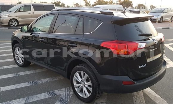 Acheter Import Voiture Toyota 4Runner Noir à Import - Dubai, Grande Comore Acheter Import Voiture Toyota 4Runner Noir à Import - Dubai, Grande Comore