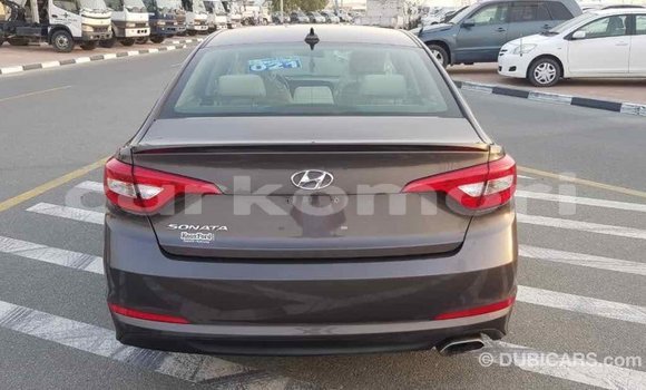 Acheter Import Voiture Hyundai Sonata Marron à Import - Dubai, Grande Comore Acheter Import Voiture Hyundai Sonata Marron à Import - Dubai, Grande Comore