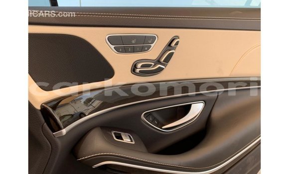 Buy Import Mercedes-Benz 190 White Car in Import - Dubai in Great Comore Buy Import Mercedes-Benz 190 White Car in Import - Dubai in Great Comore