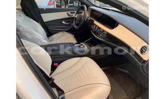 Buy Import Mercedes-Benz 190 White Car in Import - Dubai in Great Comore Buy Import Mercedes-Benz 190 White Car in Import - Dubai in Great Comore