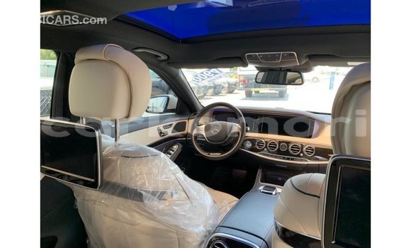 Buy Import Mercedes-Benz 190 White Car in Import - Dubai in Great Comore Buy Import Mercedes-Benz 190 White Car in Import - Dubai in Great Comore