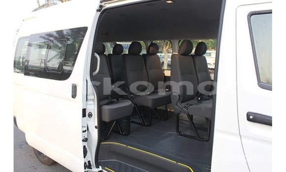 Buy Import Toyota Hiace White Car in Import - Dubai in Great Comore Buy Import Toyota Hiace White Car in Import - Dubai in Great Comore