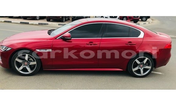 Acheter Import Voiture Jaguar XE Rouge à Import - Dubai, Grande Comore Acheter Import Voiture Jaguar XE Rouge à Import - Dubai, Grande Comore