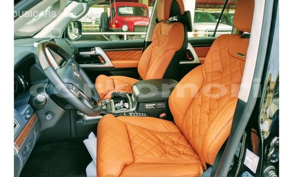 Buy Import Toyota Land Cruiser Black Car in Import - Dubai in Great Comore Buy Import Toyota Land Cruiser Black Car in Import - Dubai in Great Comore
