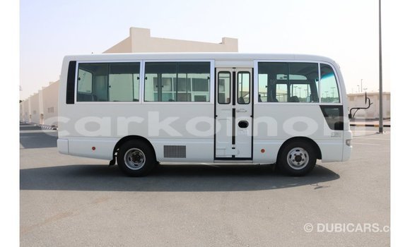 Buy Import Nissan 350Z White Car in Import - Dubai in Great Comore Buy Import Nissan 350Z White Car in Import - Dubai in Great Comore