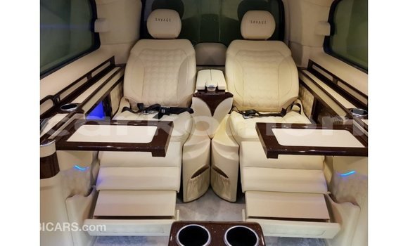 Buy Import Mercedes-Benz 250 Black Car in Import - Dubai in Great Comore Buy Import Mercedes-Benz 250 Black Car in Import - Dubai in Great Comore