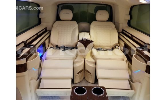 Buy Import Mercedes-Benz 250 Black Car in Import - Dubai in Great Comore Buy Import Mercedes-Benz 250 Black Car in Import - Dubai in Great Comore