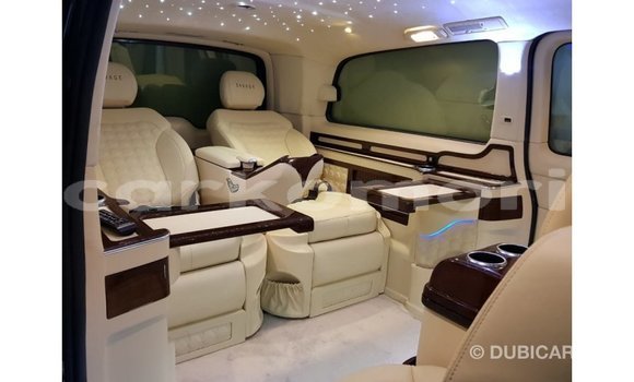 Buy Import Mercedes-Benz 250 Black Car in Import - Dubai in Great Comore Buy Import Mercedes-Benz 250 Black Car in Import - Dubai in Great Comore