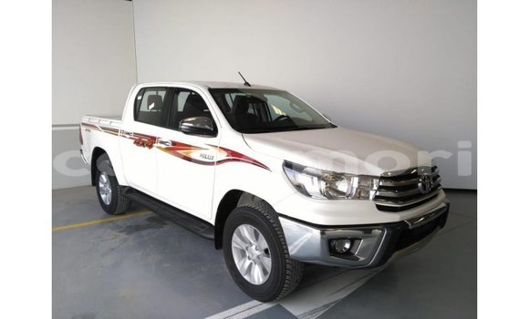 Buy Import Toyota Hilux White Car in Import - Dubai in Great Comore Buy Import Toyota Hilux White Car in Import - Dubai in Great Comore